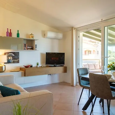 Апартаменты Relaxing Penthouse Whith View Кастельсардо